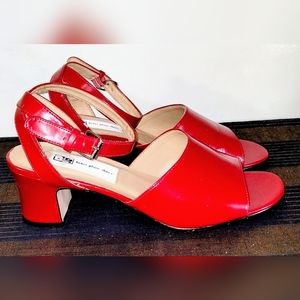 B.P. Brass Plum Shoes Authentic Red Patent Leather Sandals w Ankle Strap size9.5